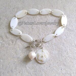 Mother of Pearl Bracelet | Genuine Freshwater Pearl | Feminine Dainty & Handmade